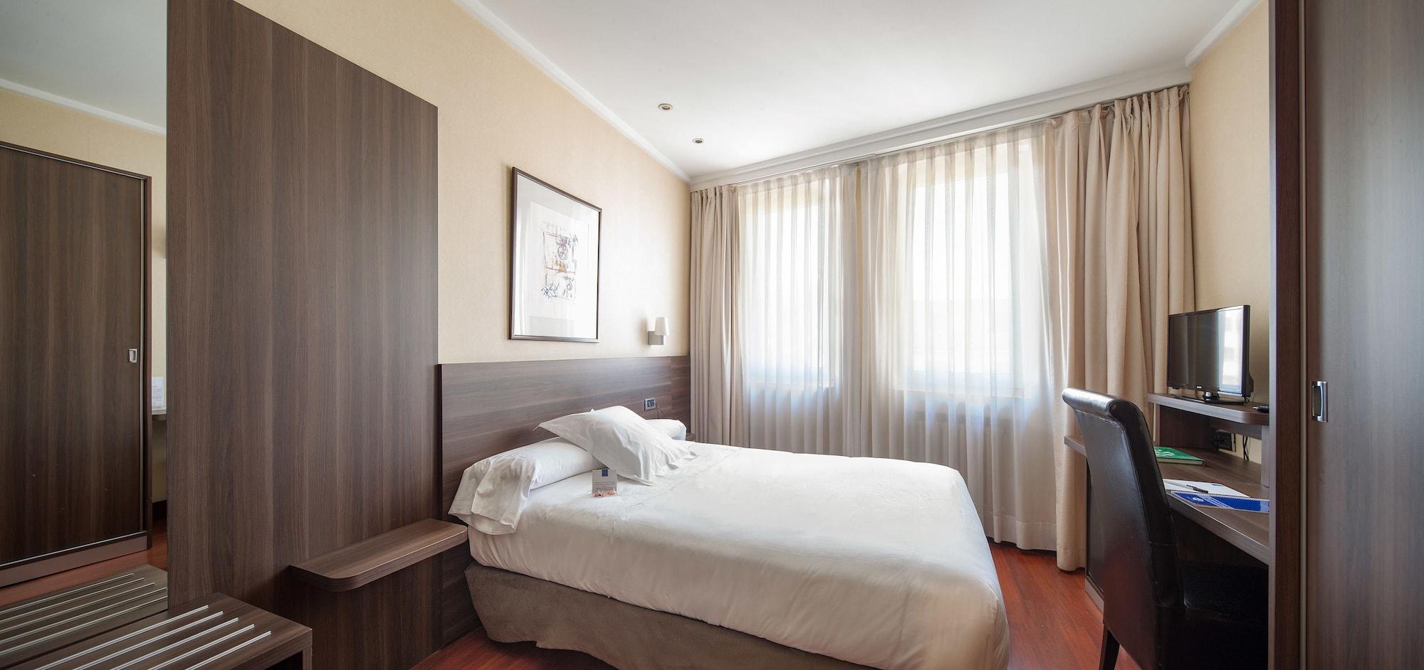 Hotel Yoldi Παμπλόνα Εξωτερικό φωτογραφία