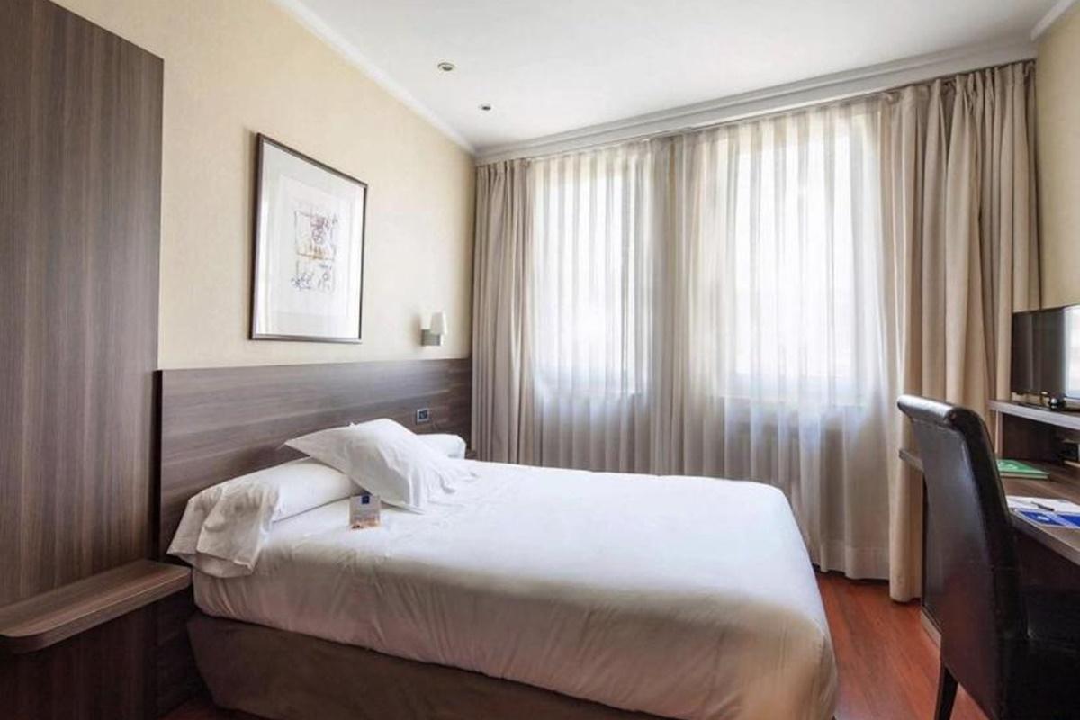 Hotel Yoldi Παμπλόνα Εξωτερικό φωτογραφία