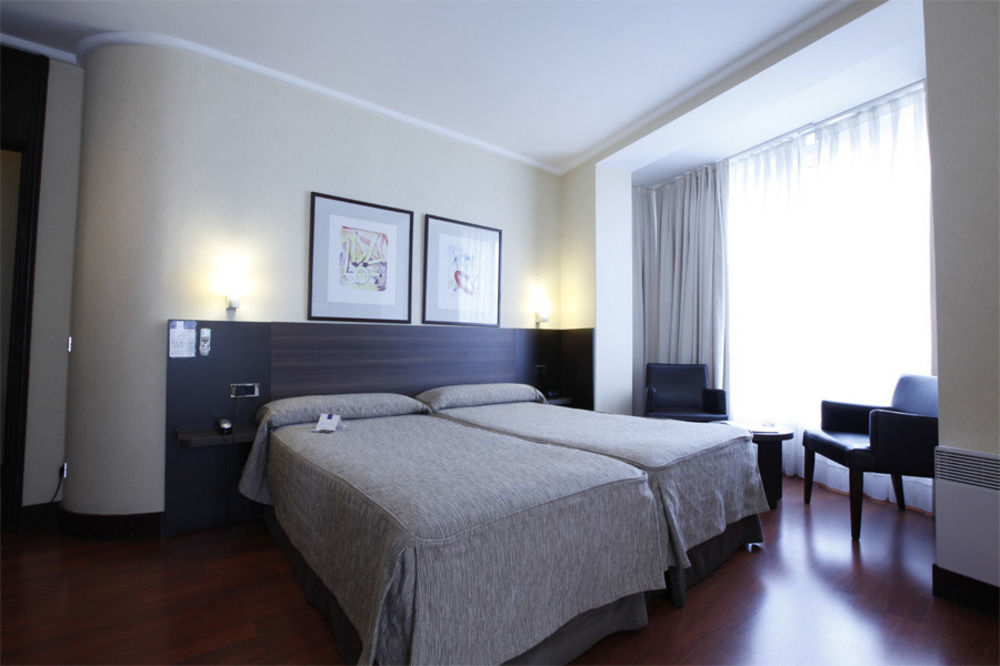 Hotel Yoldi Παμπλόνα Εξωτερικό φωτογραφία