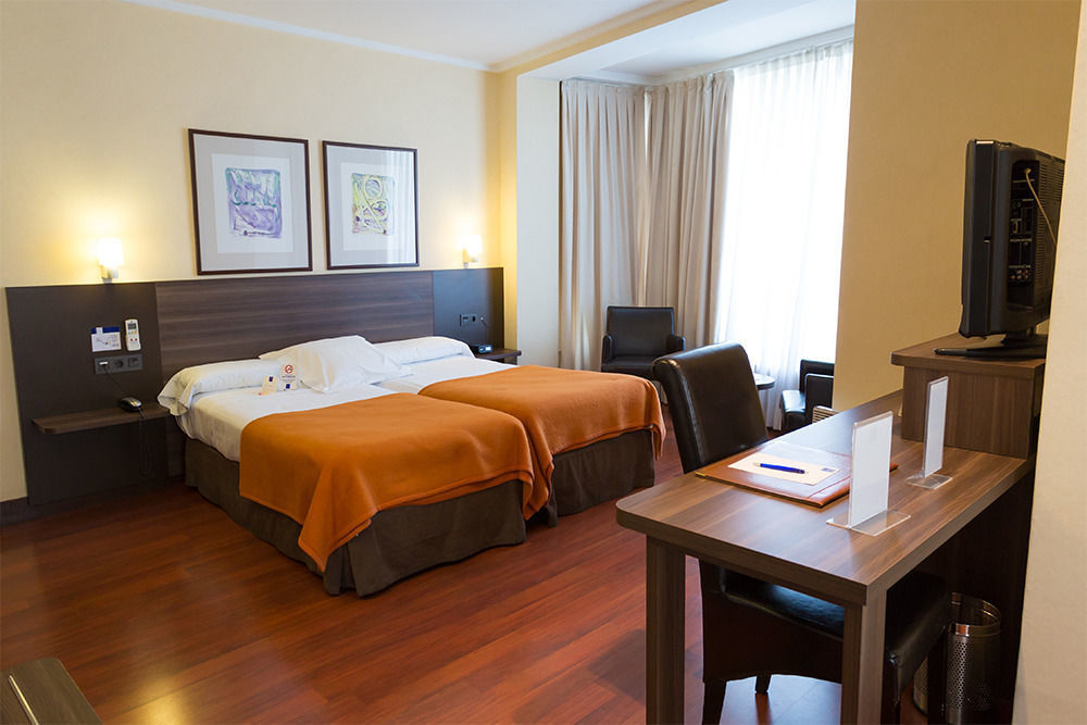Hotel Yoldi Παμπλόνα Εξωτερικό φωτογραφία