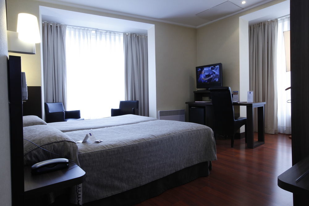 Hotel Yoldi Παμπλόνα Εξωτερικό φωτογραφία